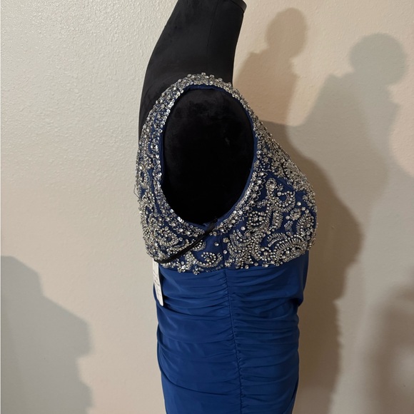 Alyce Paris Dress - Picture 2 of 5